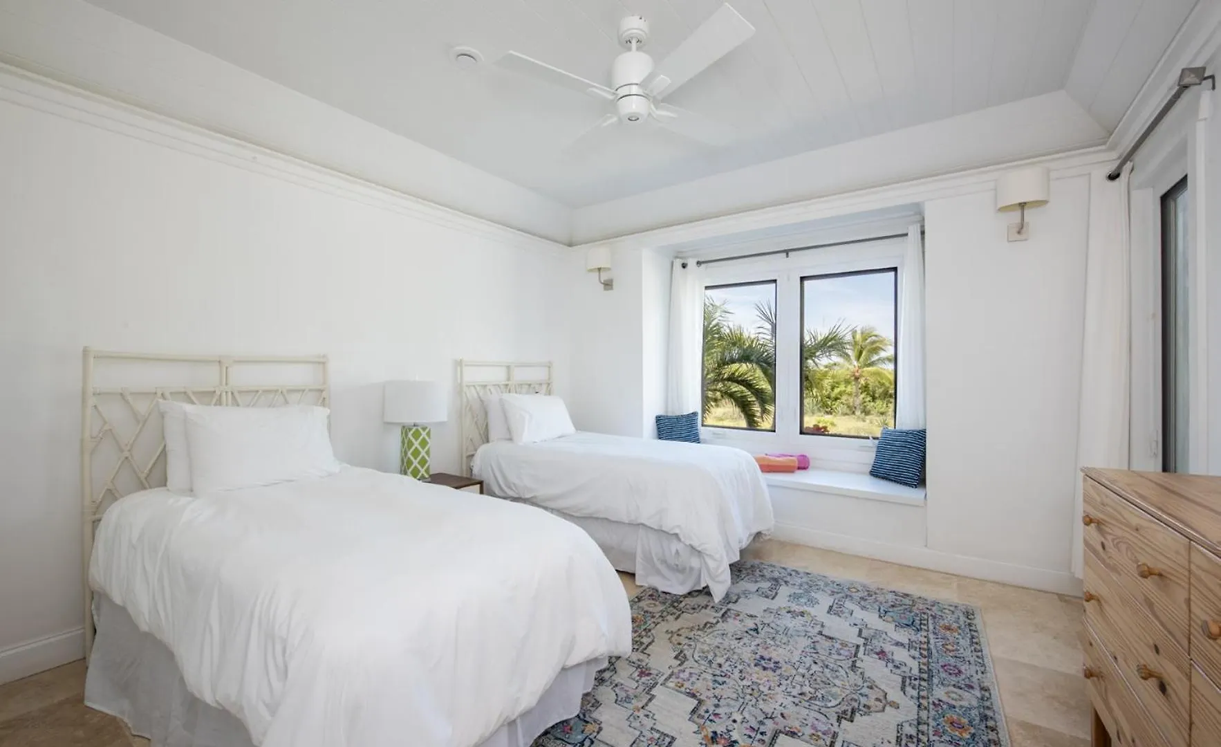 Buttonwood Reserve By Eleuthera Vacation Rentals James Cistern