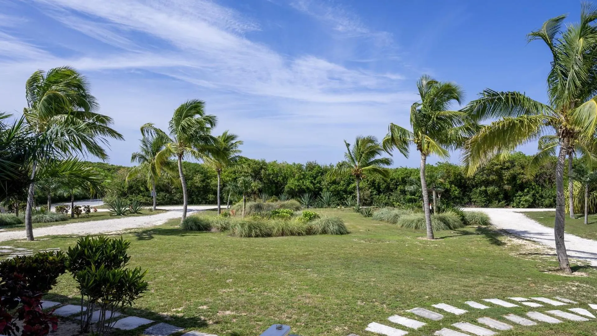 Villa Buttonwood Reserve By Eleuthera Vacation Rentals James Cistern